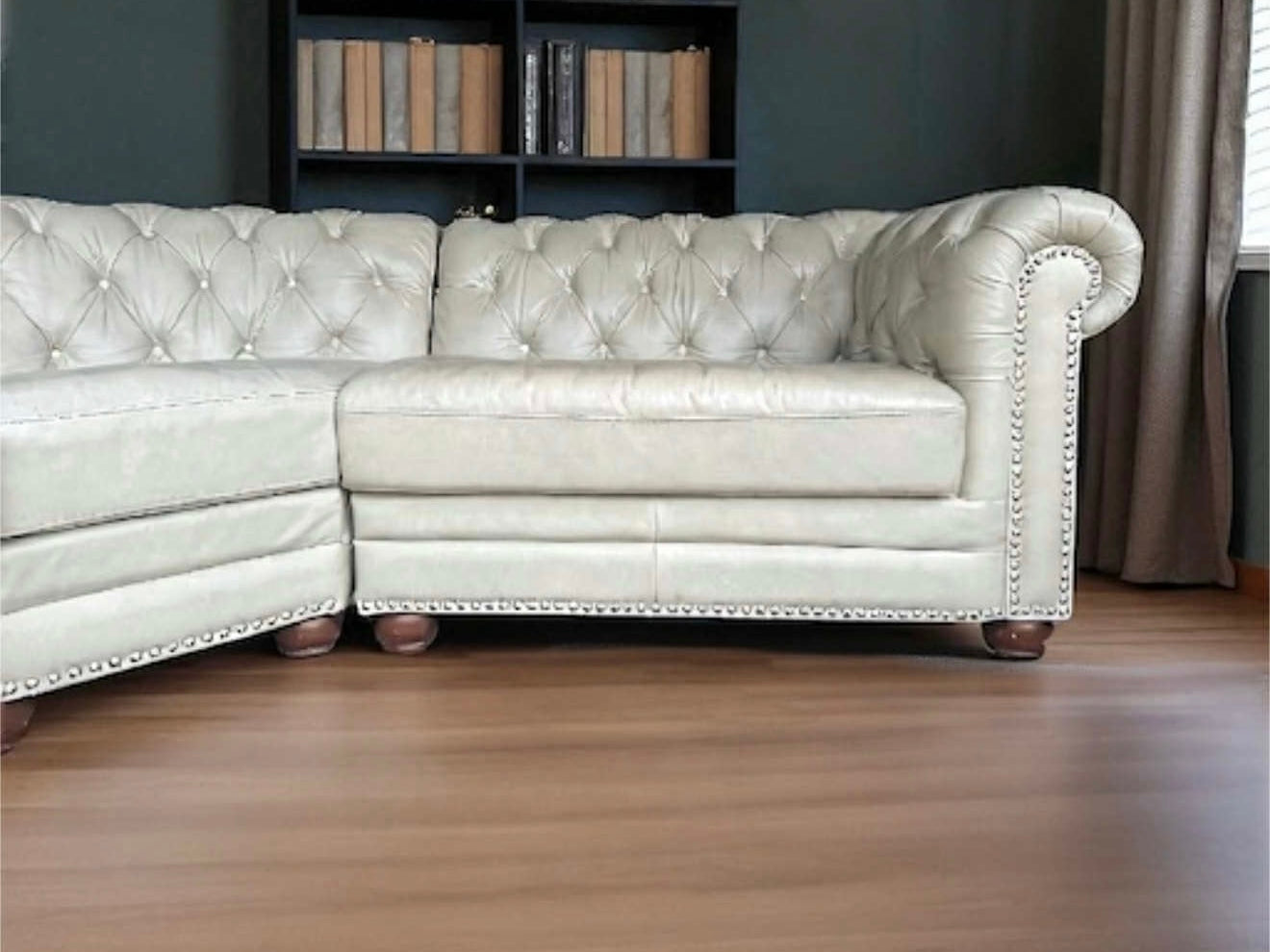 Top Grain LeatherChesterfield Sectional